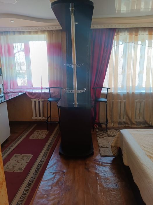 Сдам по суточно по часовой.