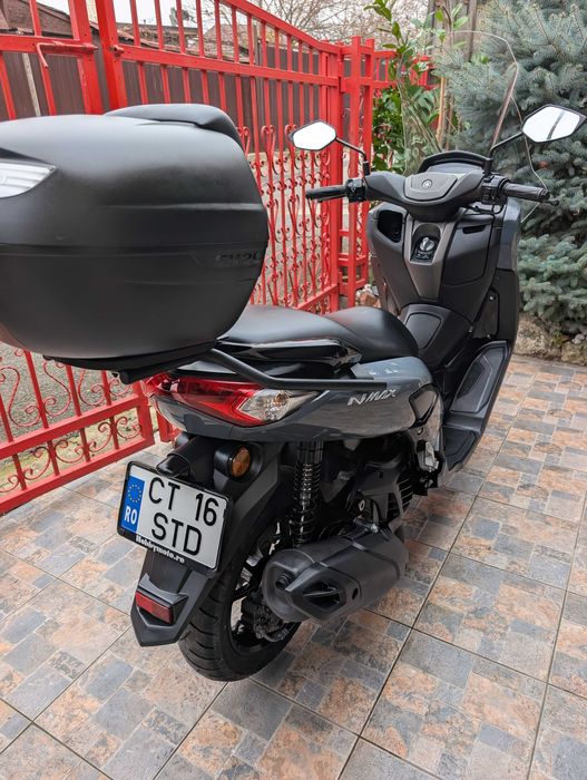 Vând Yamaha Nmax din 2021