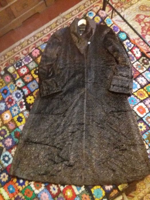 Haina imitatie blana astrahan, eleganta, captusita, stare f.buna