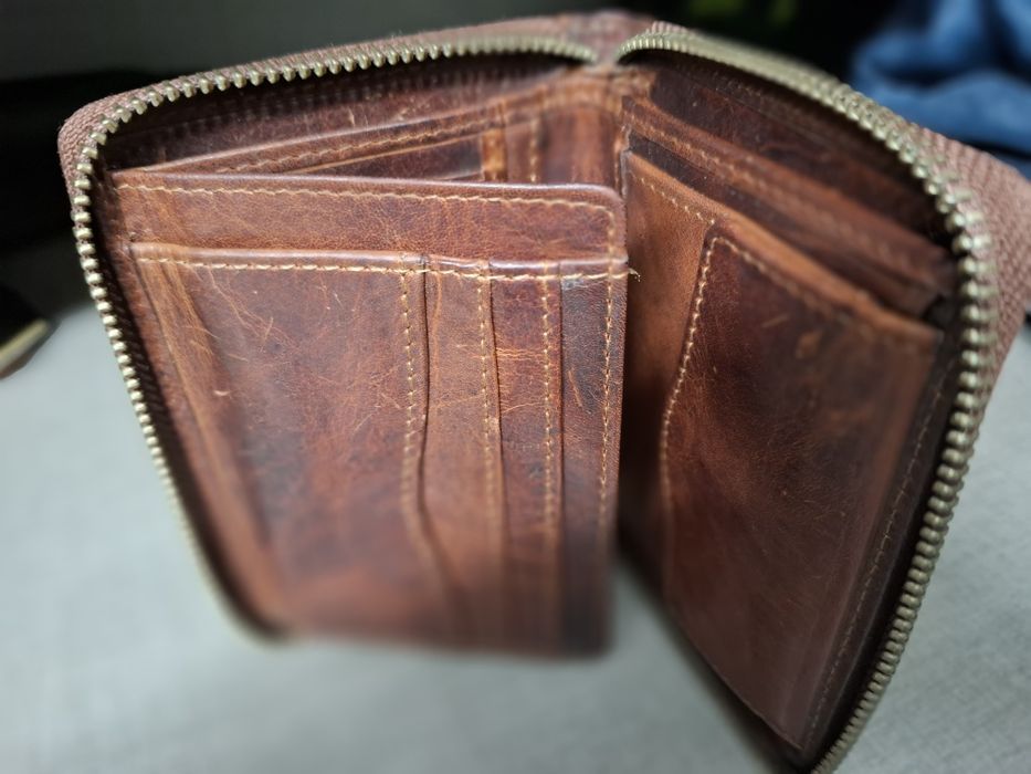 Портфейл Портмоне