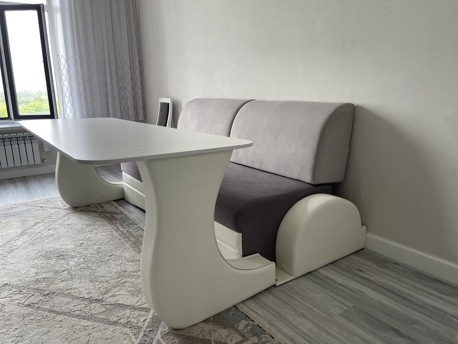 Диван трансформер 3в1. Диван, стол, кровать