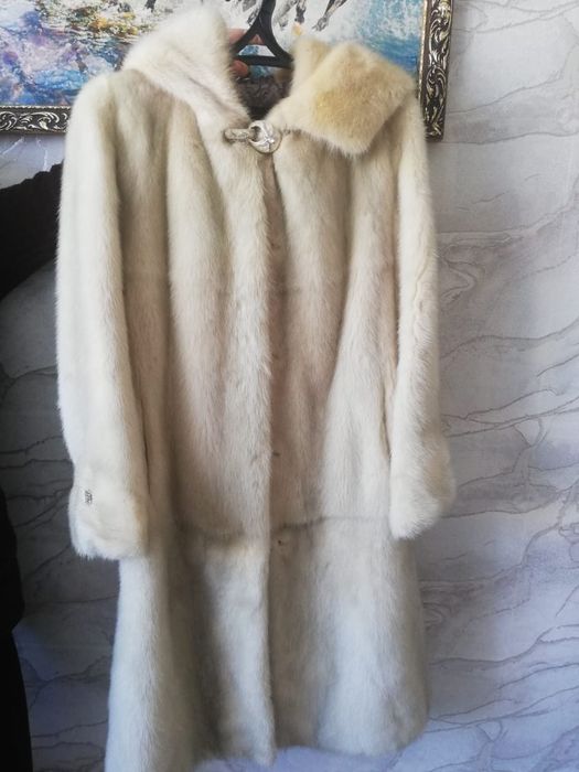 Норковая шуба с капюшоном