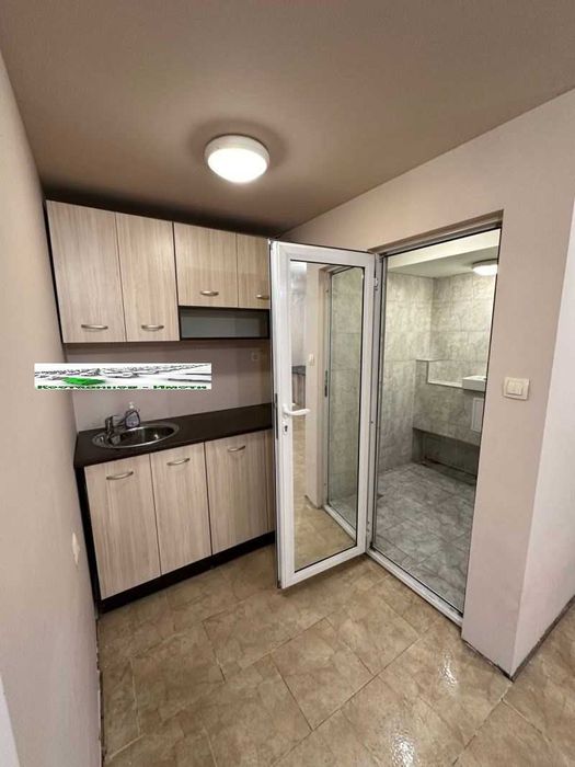 Дава се под наем Склад в Пловдив, Кършияка - 35 кв.м за 178.5 € - Снимка #4