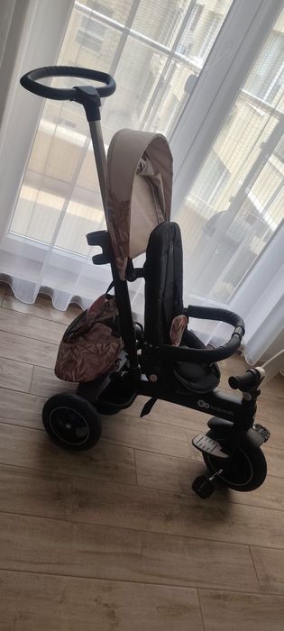 Триколка KinderKraft Easytwist