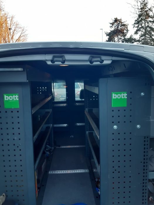 Volkswagen Caddy 1.6 Diesel 190.000 km |Utilitară echipată profesional