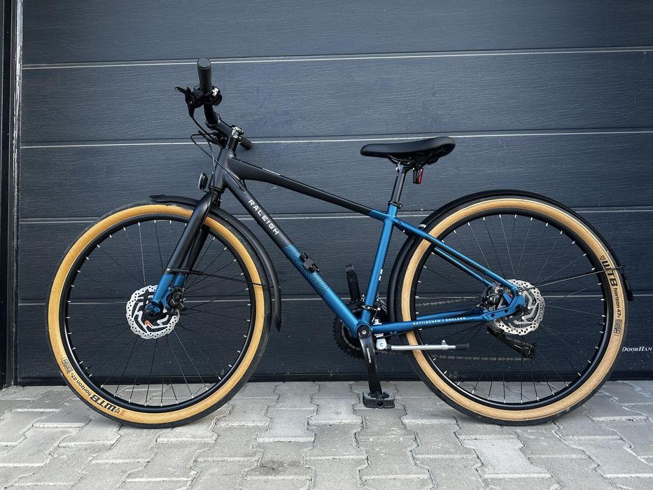 Хибриден велосипед Raleigh Strada City 28” 2х8 M”