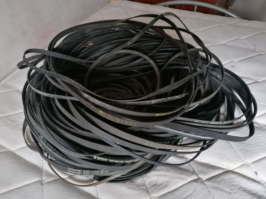 Ремень на стиральную машину.