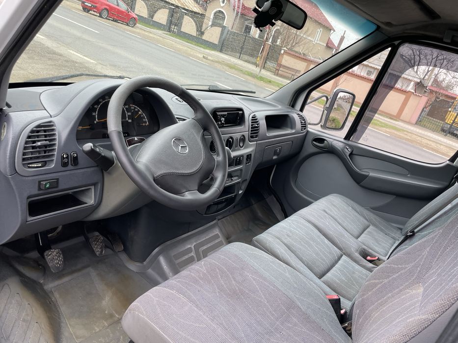 Mercedes-Benz Sprinter 416 CDI – 2.7 Diesel