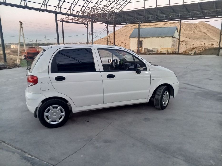 Matiz sotiladi yili 2006  faqat naxtga  iltimos bekorchila  bezota qil