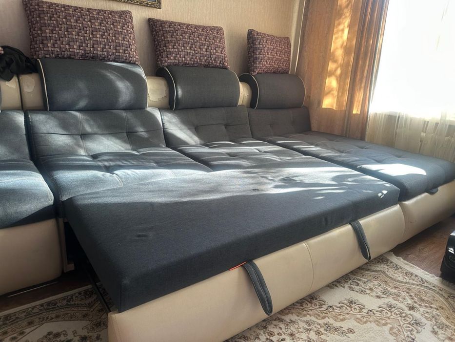 Продам б/у диван