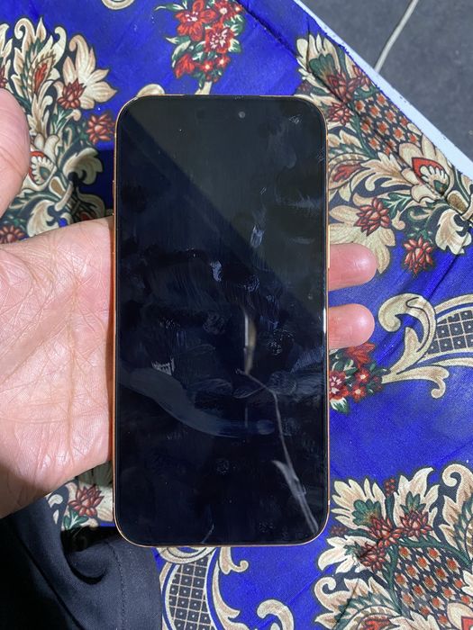 Iphone 17 pro max dubai sotiladi