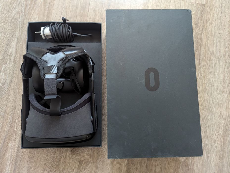 Очки виртуальной реальности Oculus Quest 1