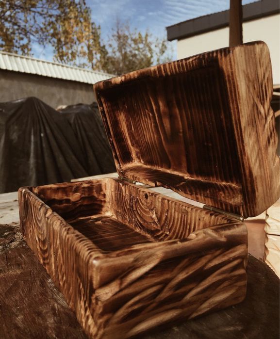 Шкатулка для хранения украшений