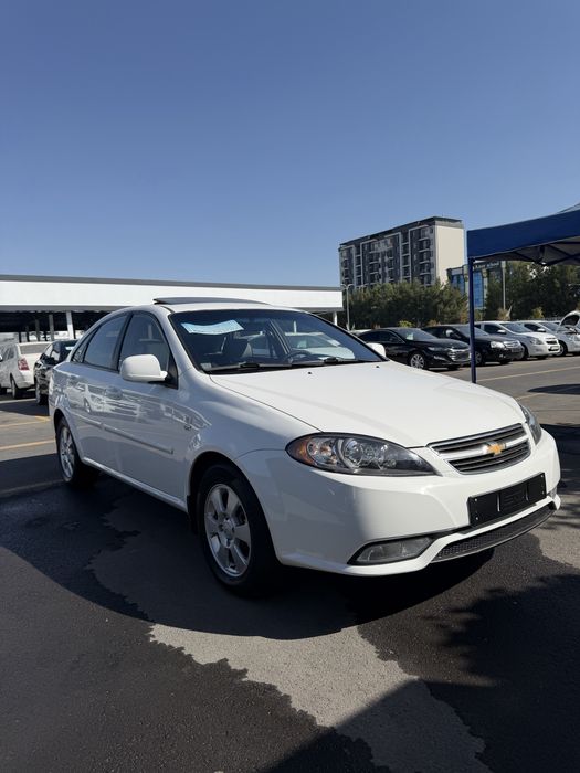 Jentra 2022 yil 10.900 $