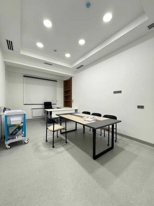 Аренда под офис, клинику, 182м ул. Махтумкули, первый этаж (ЛА)