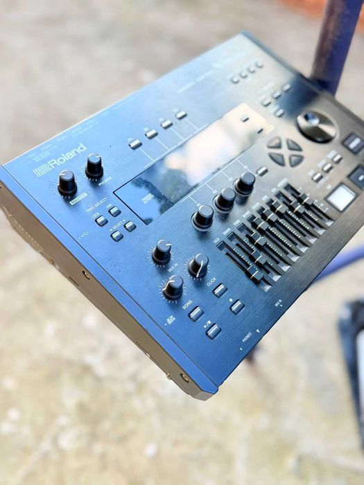 Roland 50X цял комплект