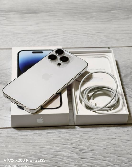 Iphone 14 pro емкость90%
