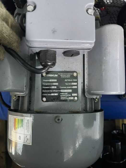 Компрессор 220вольт