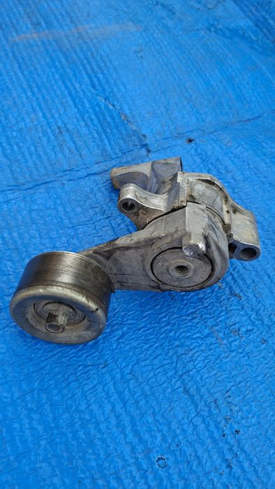 Натяжитель ремня 2TR-FE TOYOTA