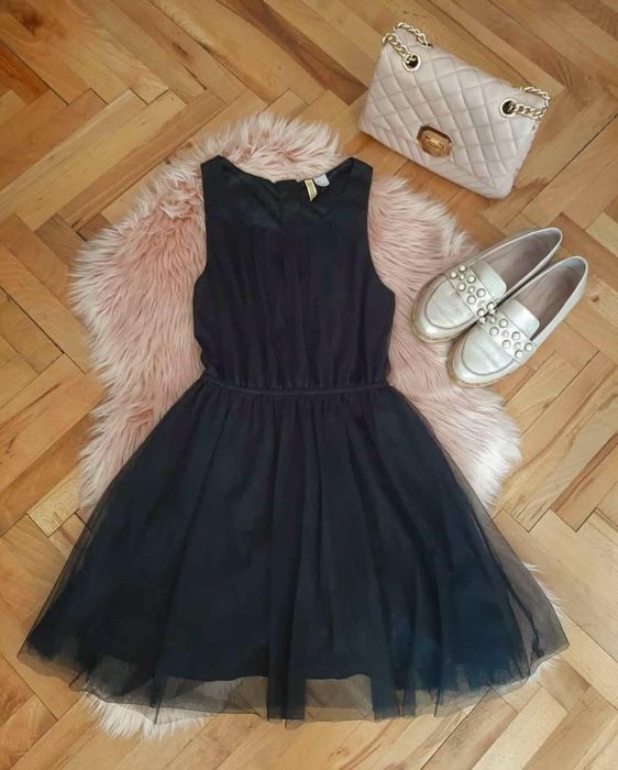 Нова рокля Divided m/l