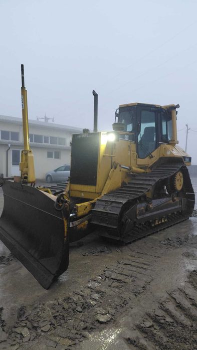 Buldozer CATERPILLAR D6 an 2011