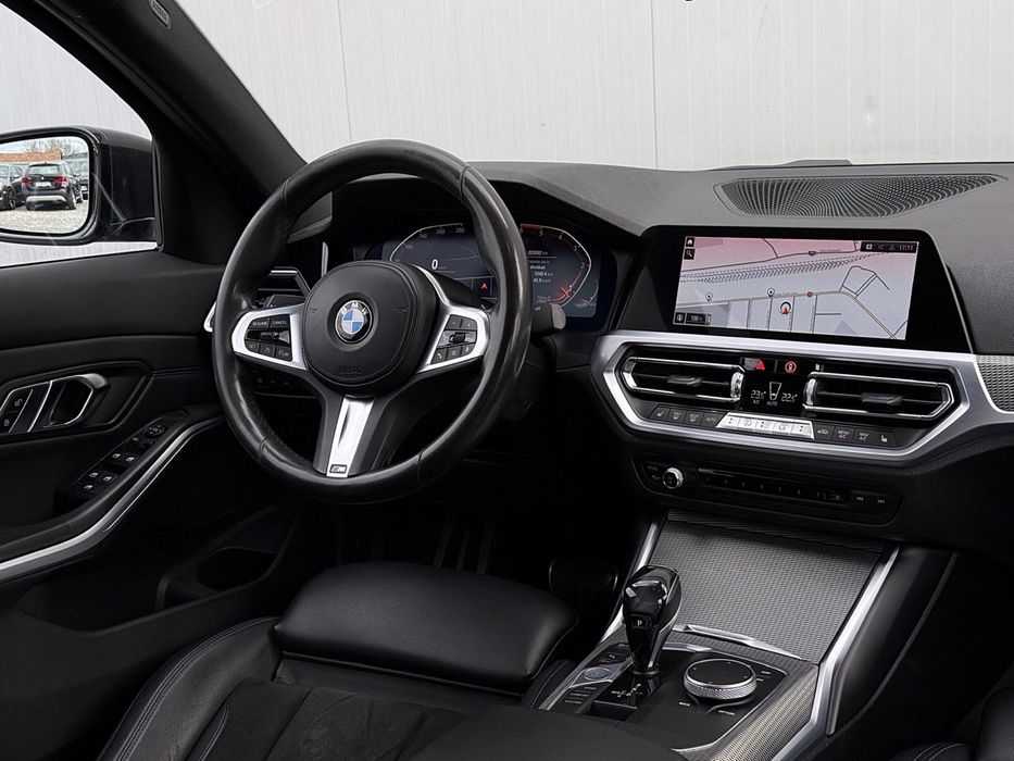 BMW 3 Series 2019 — imagine 5