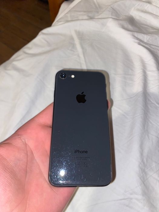 Telefon iphone 8