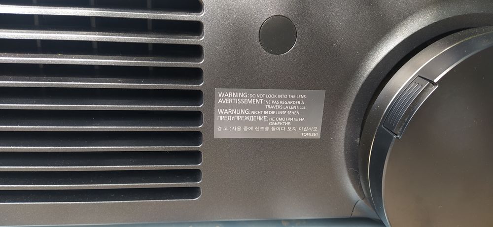 Продам проектор  марки  Panasonic