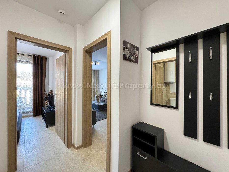 Продава се Двустаен апартамент в к.к. Елените - 58 кв.м за 1294 €/кв.м - Снимка #1