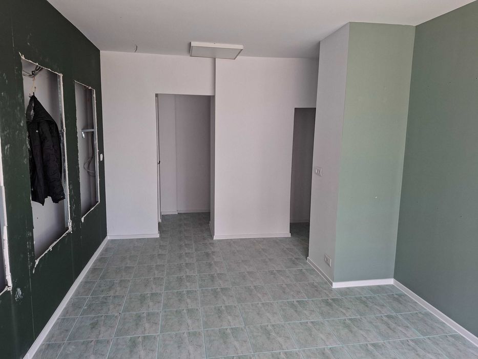 Închiriez Spațiu Comercial - Intersecție B-dul Socola cu Nicolae Iorga