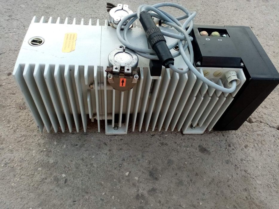 Вакум помпа в отлично състояние