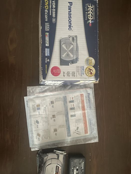 Продам видеокамеру