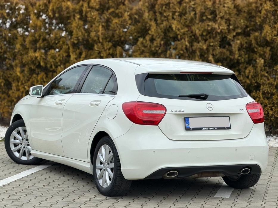 MERCEDES-BENZ A-Class 2015 — imagine 3