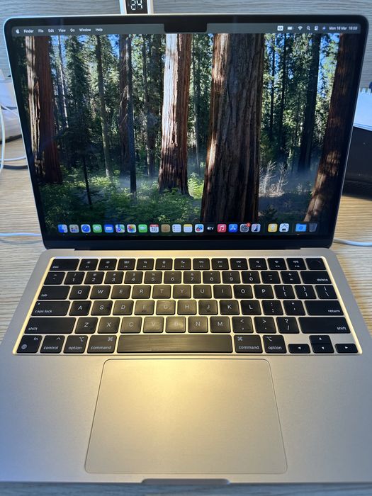 Macbook air m3 16/512