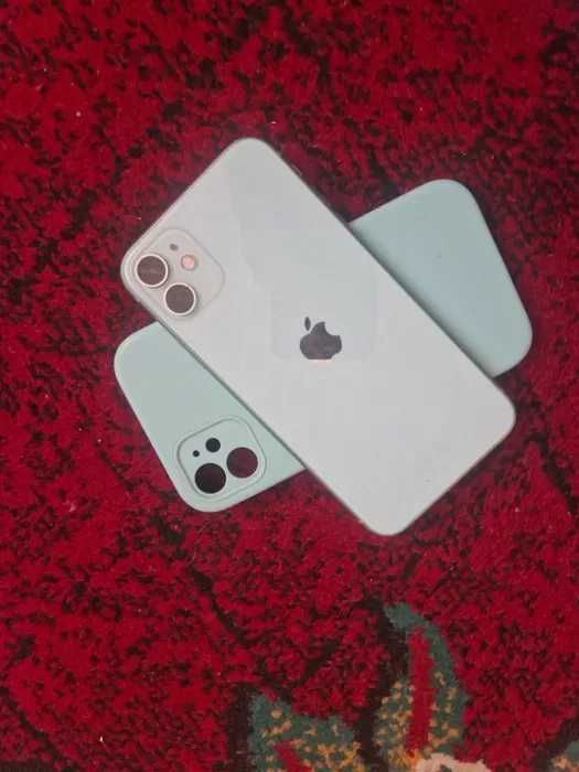 срочно продам iPhone 11