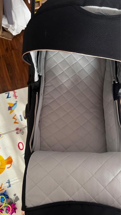 Коляска прогулочная