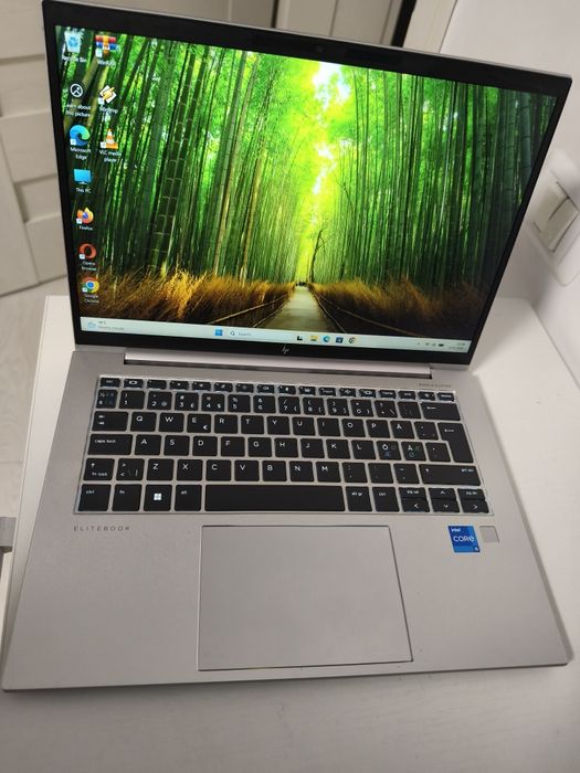 HP elitebook 840 G10 i5 a13a Ram 16Gb ddr5 video 8Gb ssd Windows 11 OFFICE