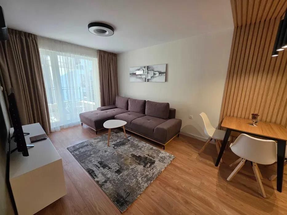 Дава се под наем Двустаен апартамент в Пловдив, Кършияка - 60 кв.м за 598.23 € - Снимка #1