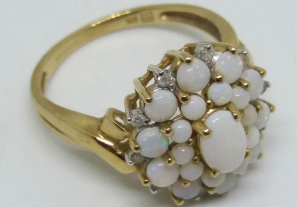 Inel vintage aur 9k,opal australian si diamante