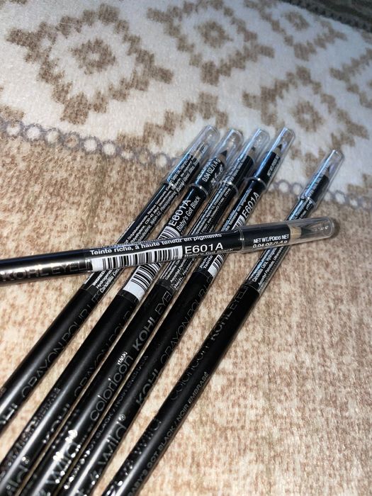 Черен молив за очи - 6 бр.