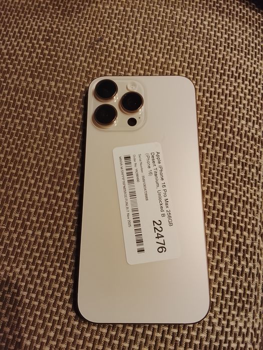 iPhone 16 pro max 256 GB desert titanium nefolosit niciodată
