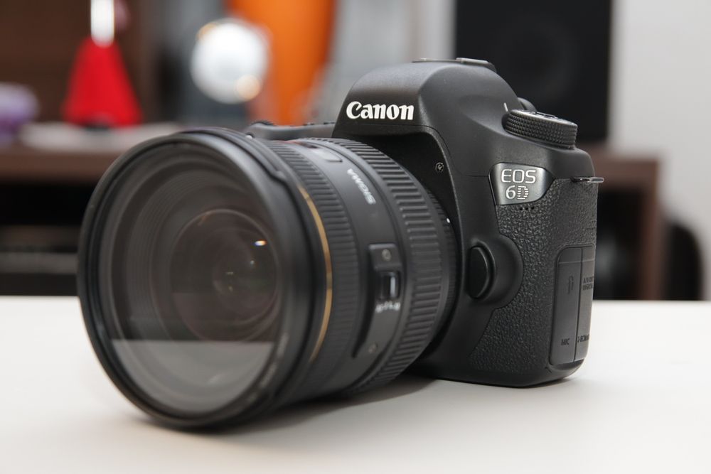 Body Canon 6D Full Frame - Cutie, Accesorii Completo + Kit Powerextra 2600mAh