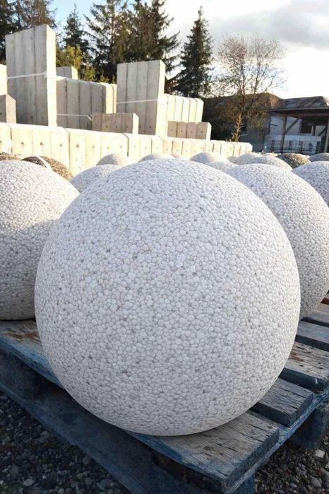 Bolard Sferic din Beton și Marmură Albă – Ø 45 cm