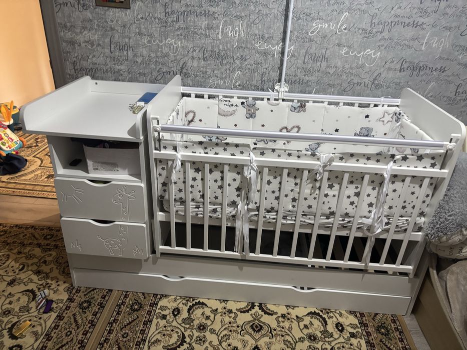 Продам детскую кровать манеж