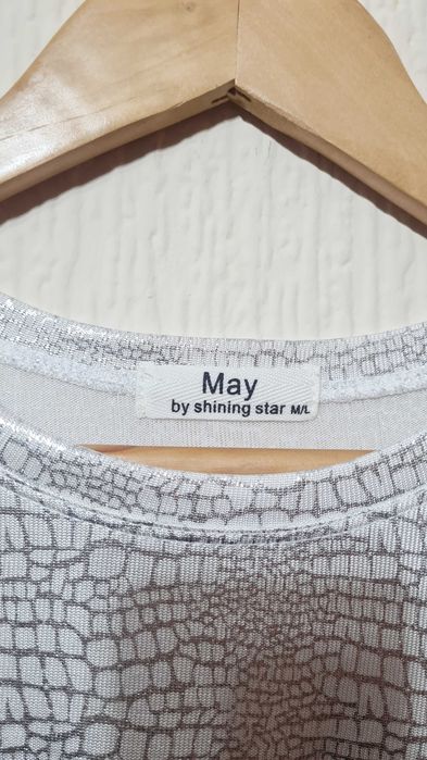 Дамска тениска металик лъскава