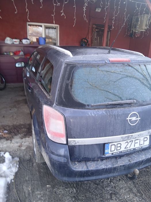 Masina opel astra