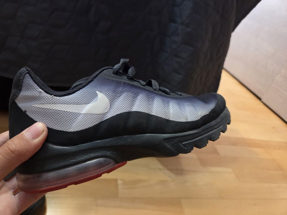 Маратонки Nike за момче носени 2 или 3 пъти размер 38