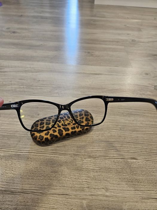 Rama ochelari vedere pentru femei brand Guess model GU2541 001 (54/17/135)