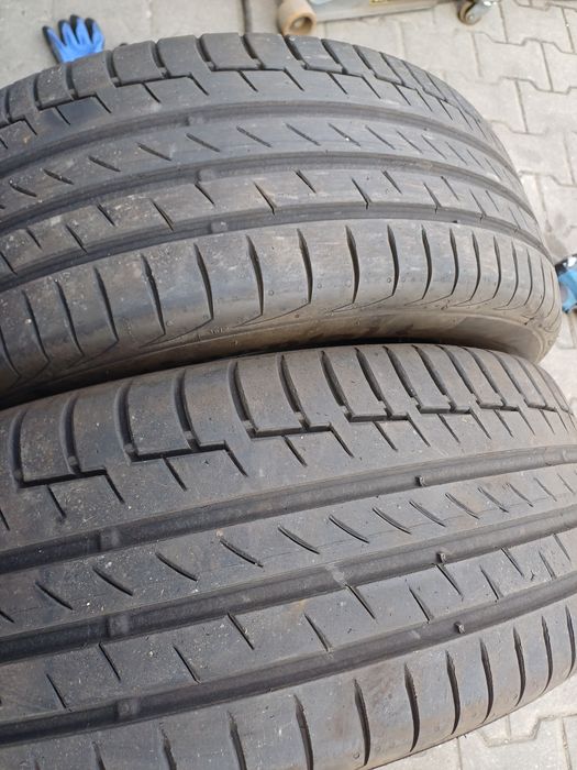 Гуми 235/55/18 Континентал