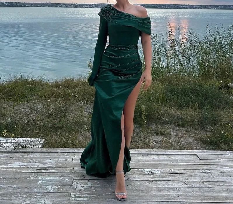 Rochie eleganta facuta la comanda